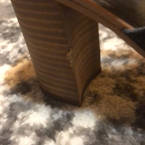 Black suede lace up heeled sandals - Picture 5 of 8